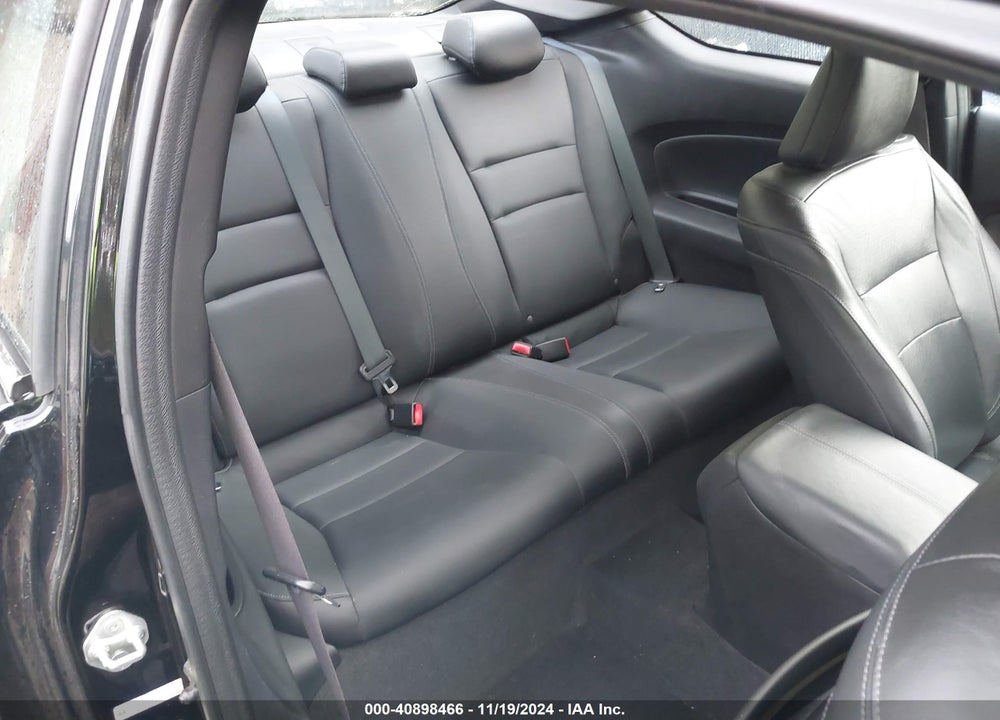 2013 HONDA ACCORD VIN: 1HGCT2B81DA001677