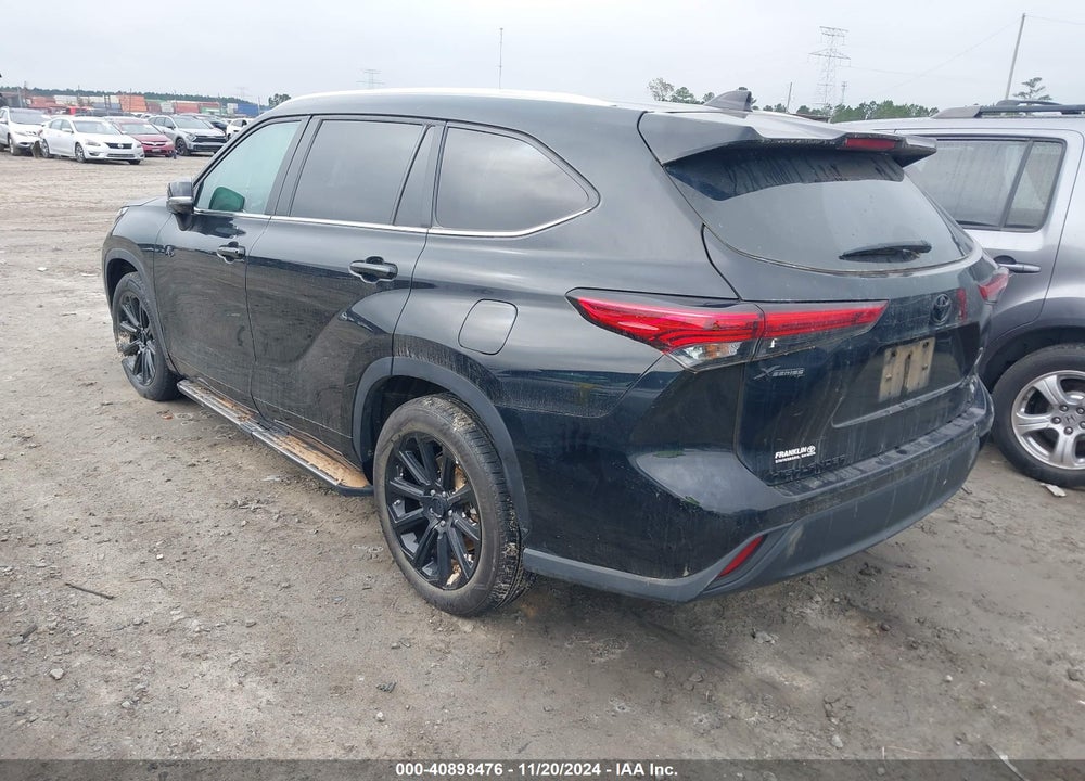 2023 TOYOTA HIGHLANDER XLE VIN: 5TDKDRAH1PS511083