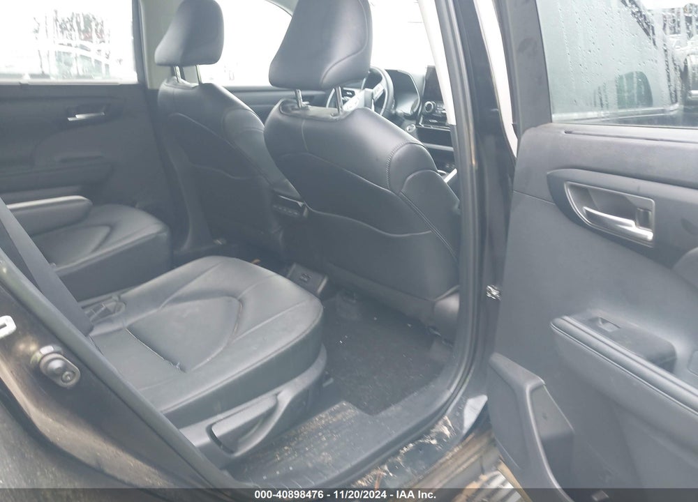 2023 TOYOTA HIGHLANDER XLE VIN: 5TDKDRAH1PS511083