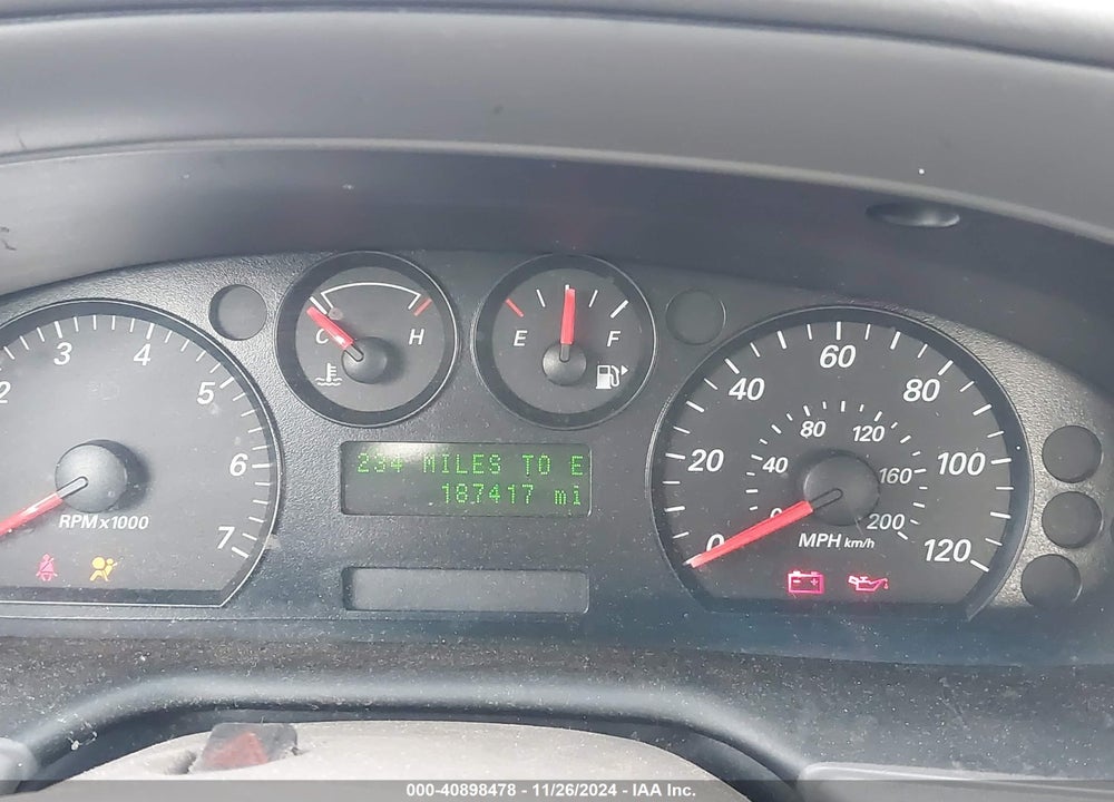 2007 FORD TAURUS SE VIN: 1FAFP53U27A197491