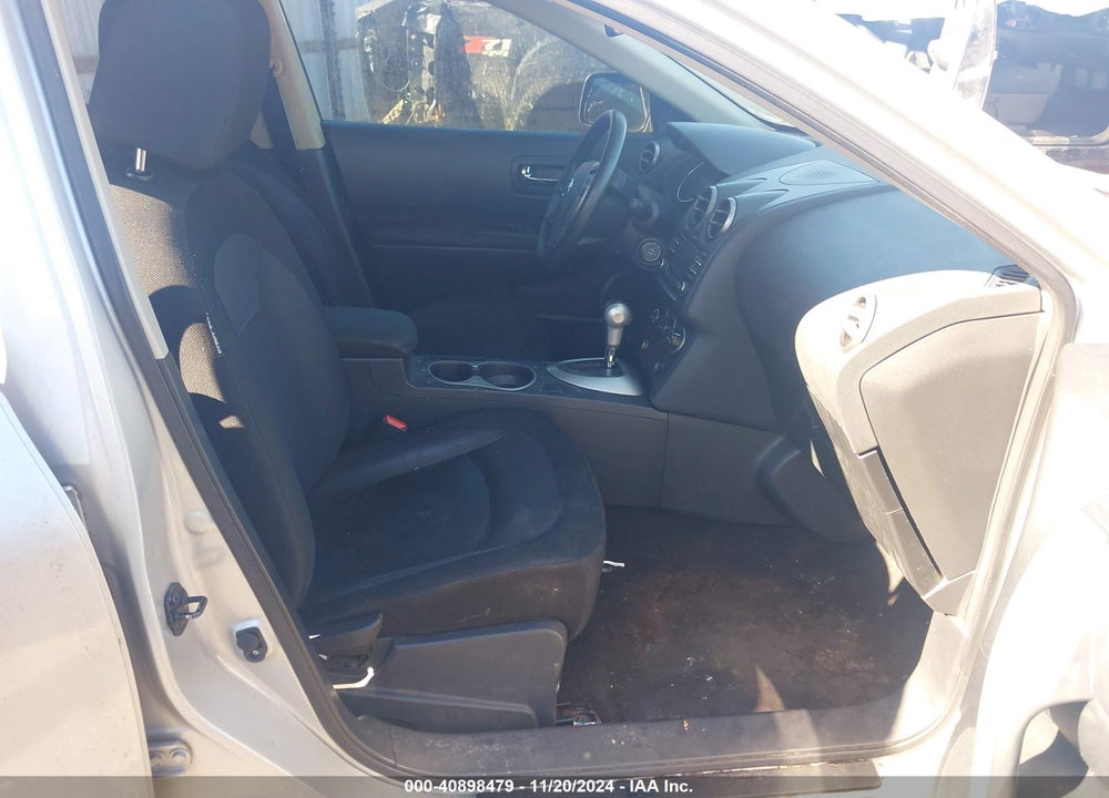 2013 NISSAN ROGUE S VIN: JN8AS5MT2DW521096