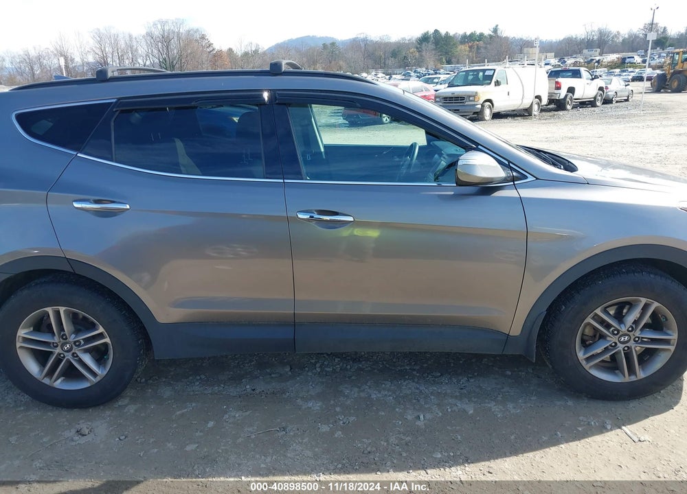 2018 HYUNDAI SANTA FE SPORT 2.4L VIN: 5NMZUDLB2JH062663