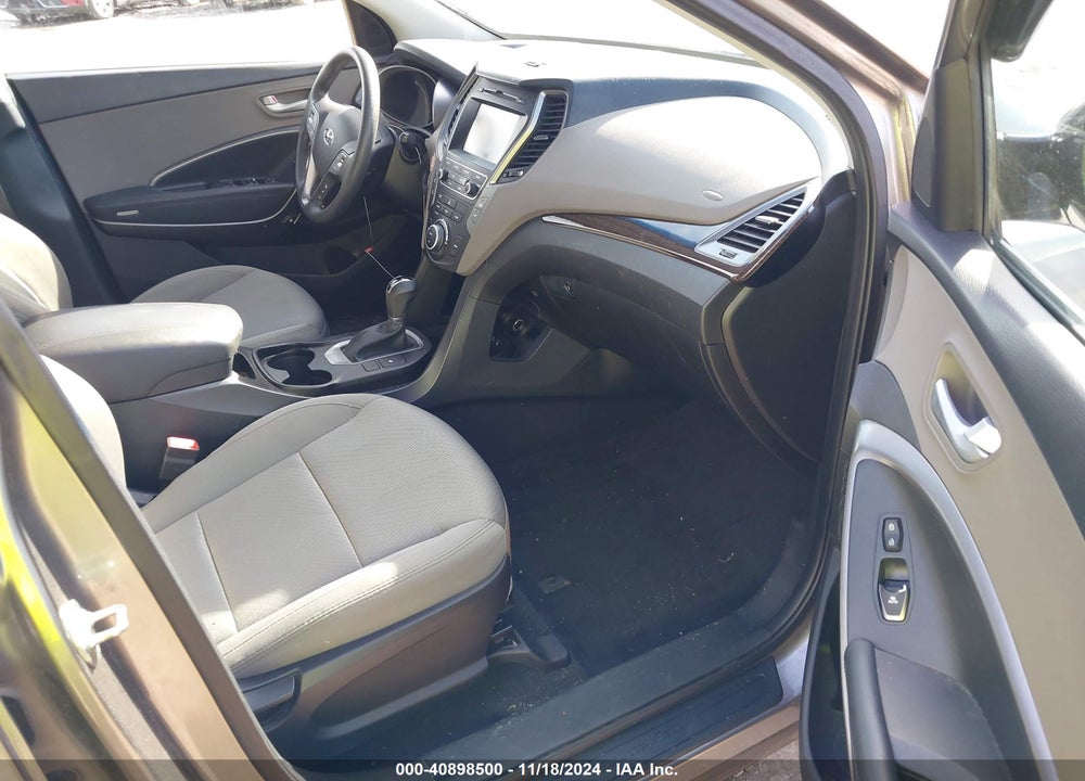 2018 HYUNDAI SANTA FE SPORT 2.4L VIN: 5NMZUDLB2JH062663