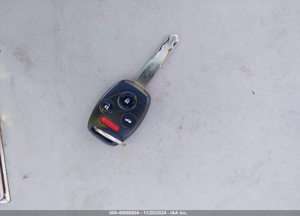 2013 HONDA CIVIC LX VIN: 2HGFB2F51DH584933