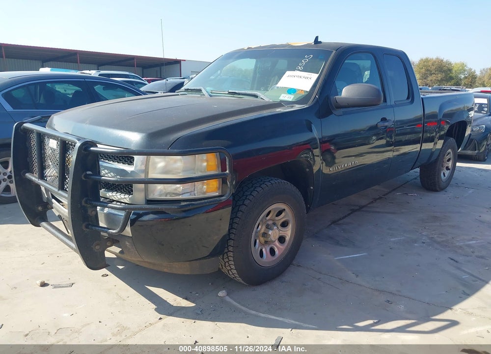 2011 CHEVROLET SILVERADO 1500 LS VIN: 1GCRCREA9BZ442083