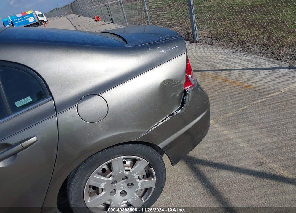 2007 HONDA CIVIC LX VIN: 1HGFA16527L035164