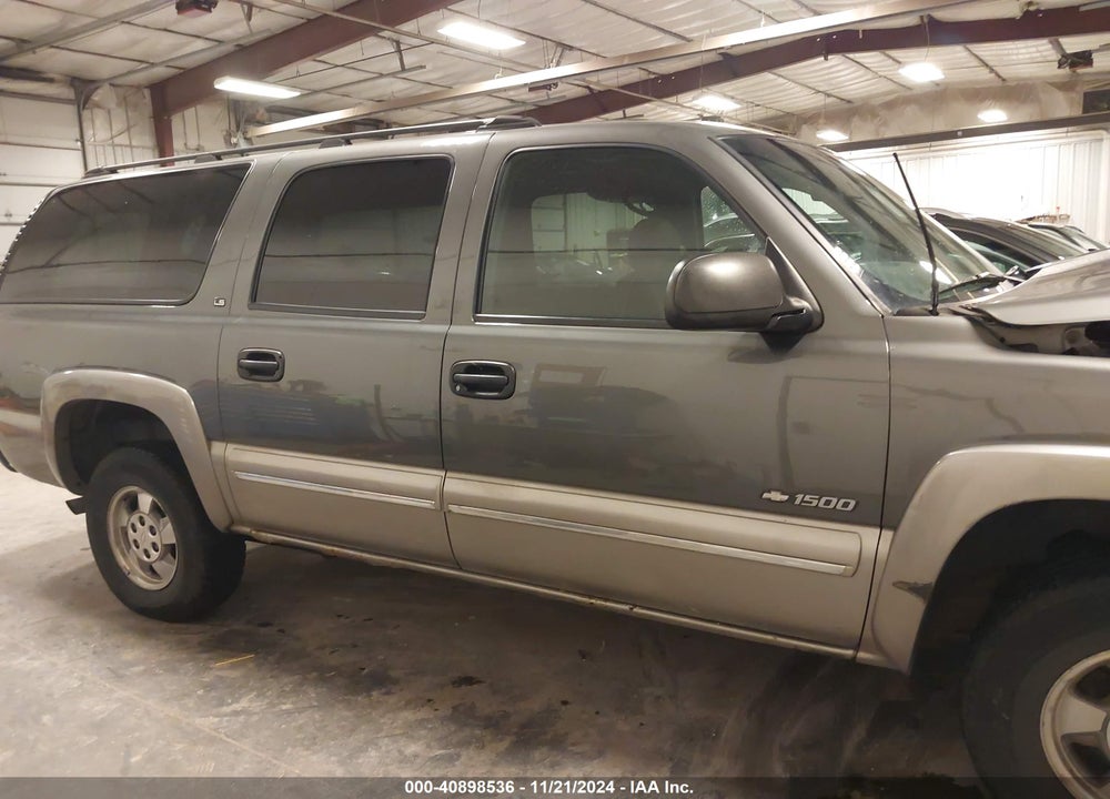 2000 CHEVROLET SUBURBAN 1500 LS VIN: 3GNEC16T3YG196731