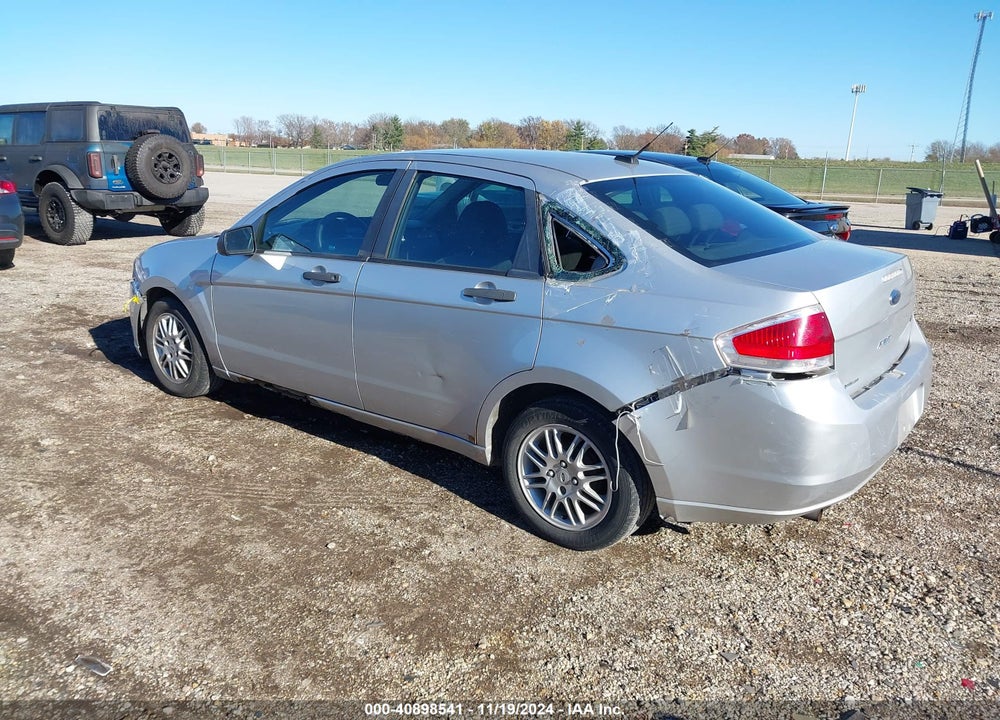 2010 FORD FOCUS SE VIN: 1FAHP3FN8AW251405