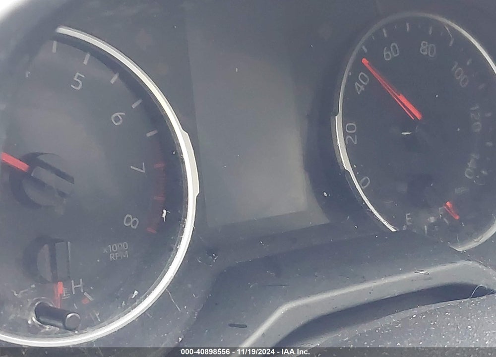 2019 TOYOTA RAV4 XLE VIN: JTMW1RFV4KD011643