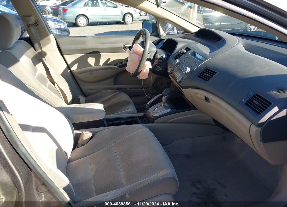 2010 HONDA CIVIC LX VIN: 19XFA1F55AE076760