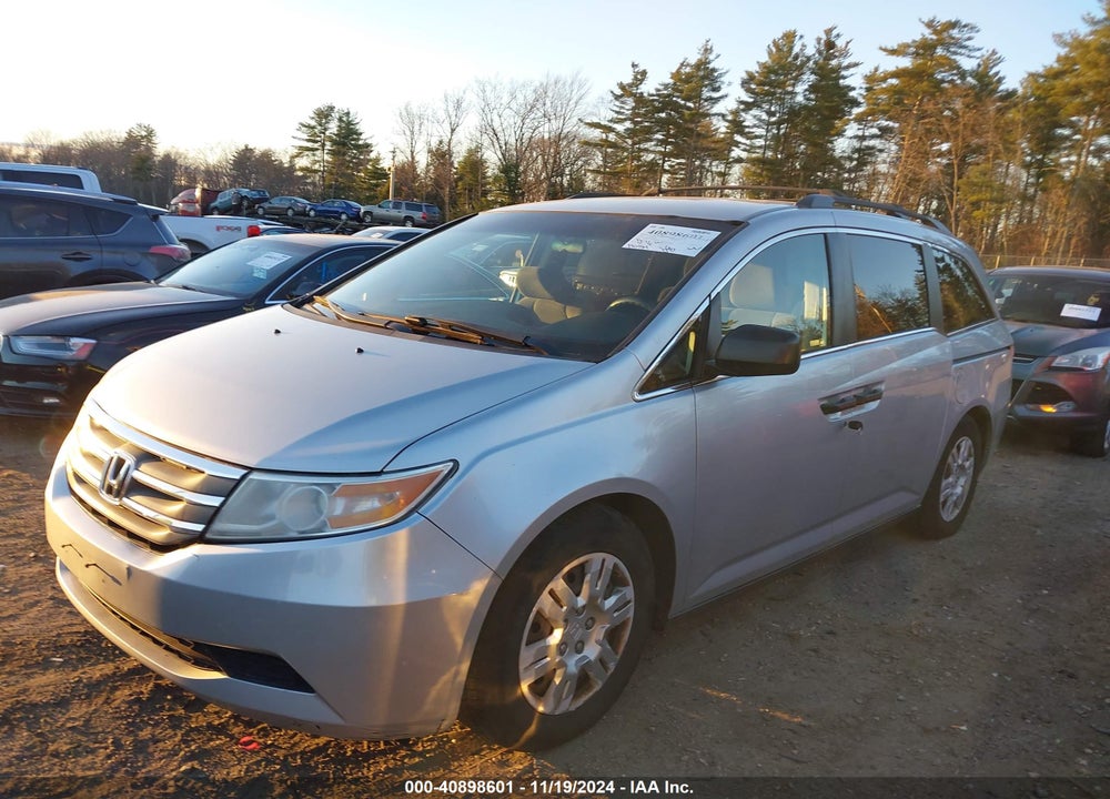 2011 HONDA ODYSSEY LX VIN: 5FNRL5H24BB098889