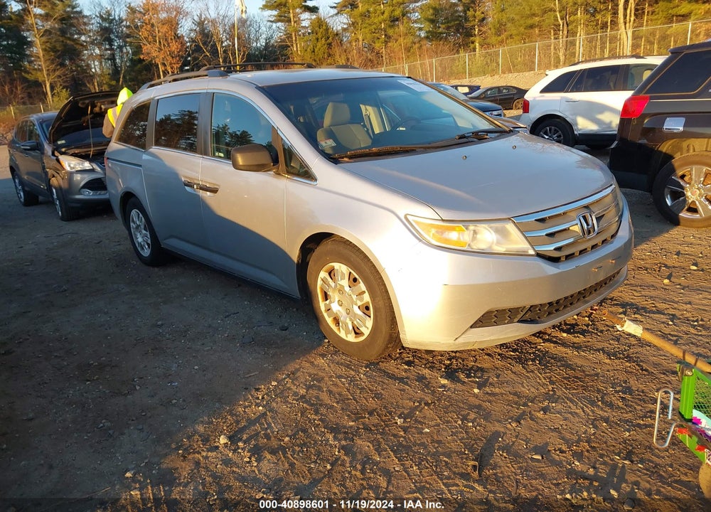 2011 HONDA ODYSSEY LX VIN: 5FNRL5H24BB098889