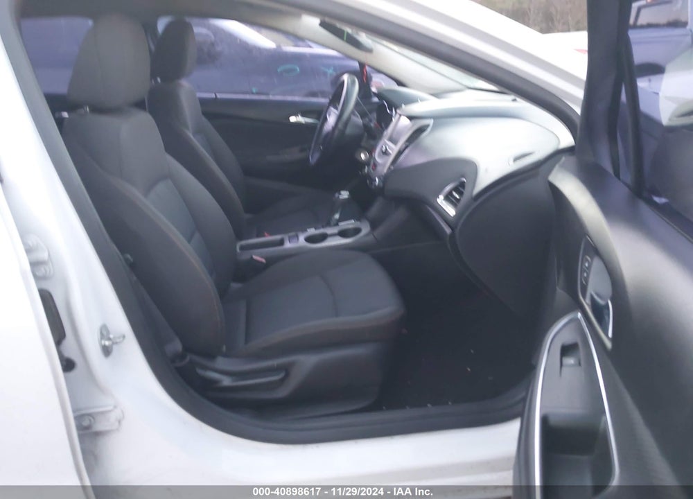 2016 CHEVROLET CRUZE LS AUTO VIN: 1G1BC5SM9G7260081