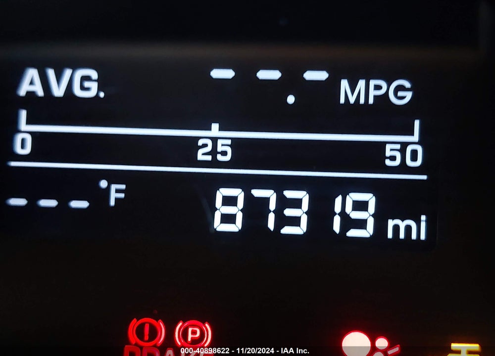 2017 HYUNDAI ELANTRA VIN: KMHD84LF8HU378312