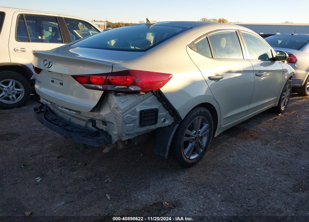 2017 HYUNDAI ELANTRA VIN: KMHD84LF8HU378312