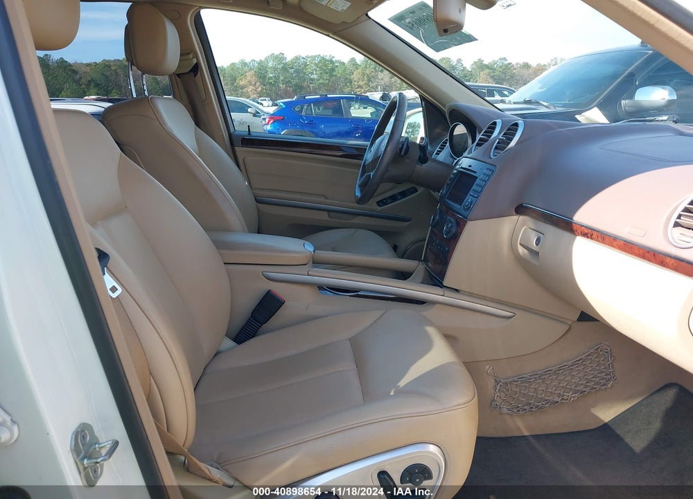 2011 MERCEDES-BENZ GL 450 4MATIC VIN: 4JGBF7BE8BA736654