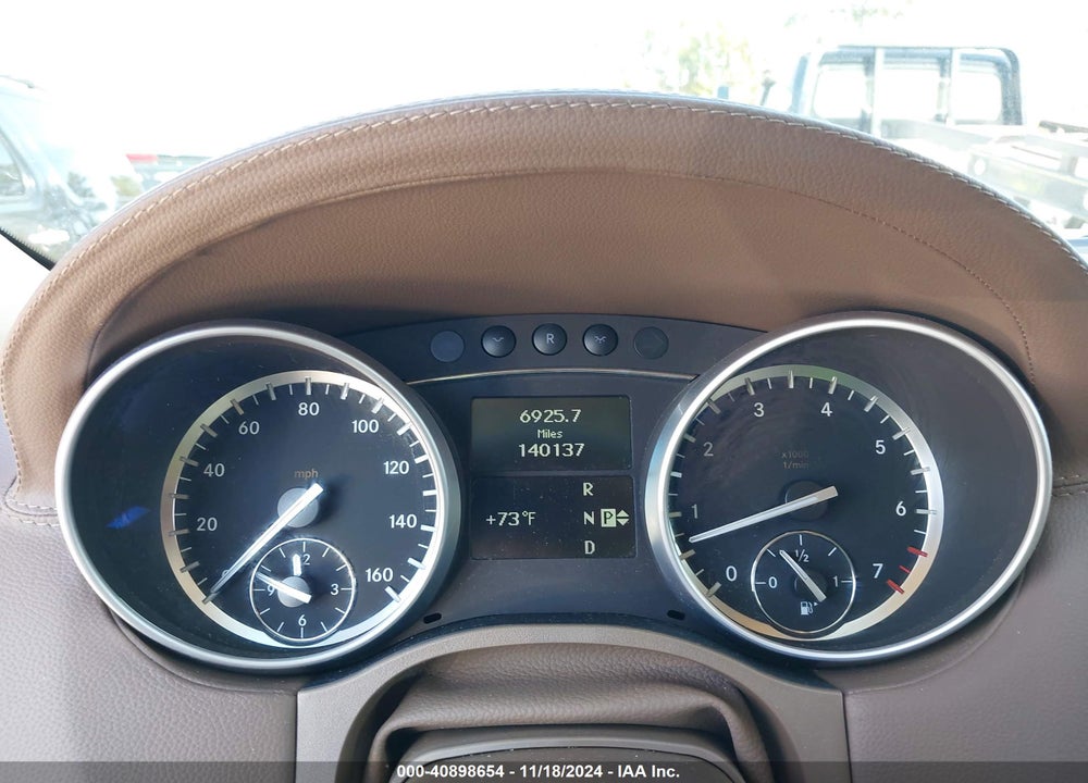 2011 MERCEDES-BENZ GL 450 4MATIC VIN: 4JGBF7BE8BA736654