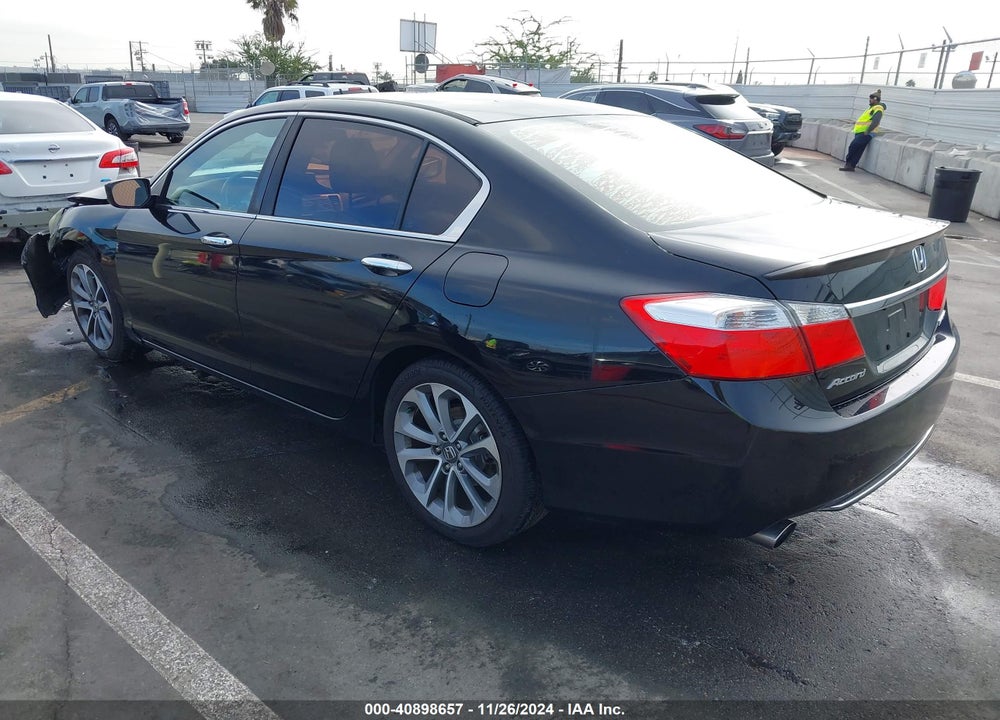 2015 HONDA ACCORD SPORT VIN: 1HGCR2F52FA152769
