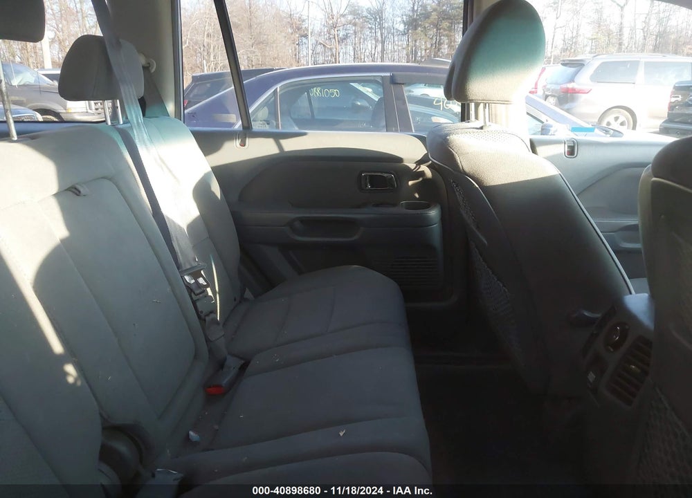 2006 HONDA PILOT EX VIN: 5FNYF18466B010721