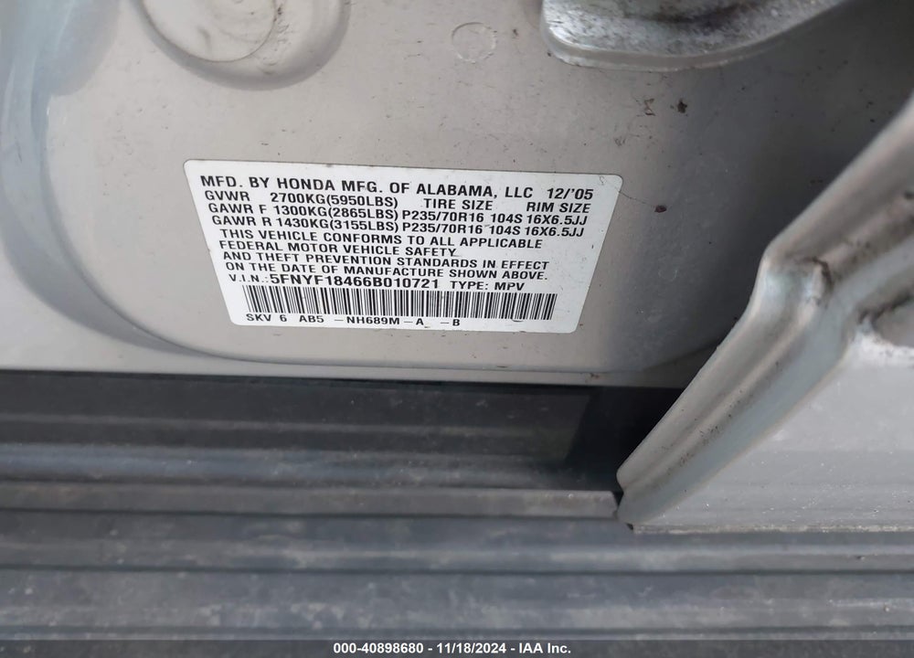 2006 HONDA PILOT EX VIN: 5FNYF18466B010721
