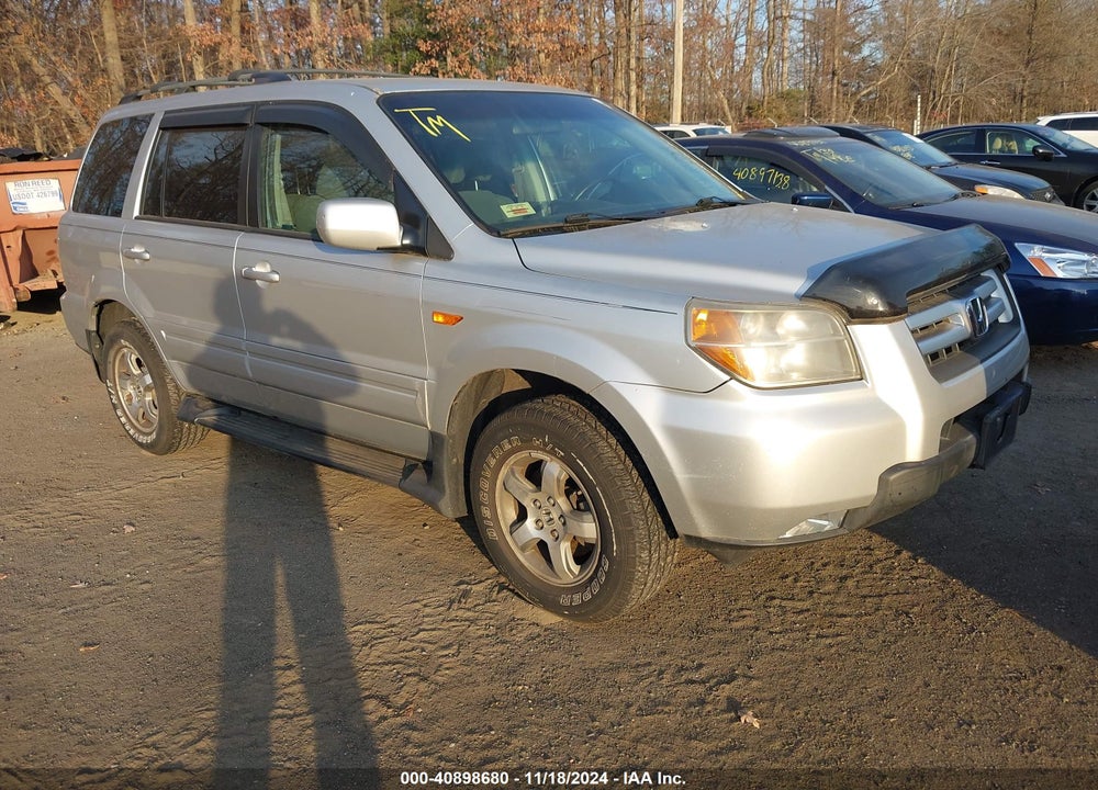 2006 HONDA PILOT EX VIN: 5FNYF18466B010721