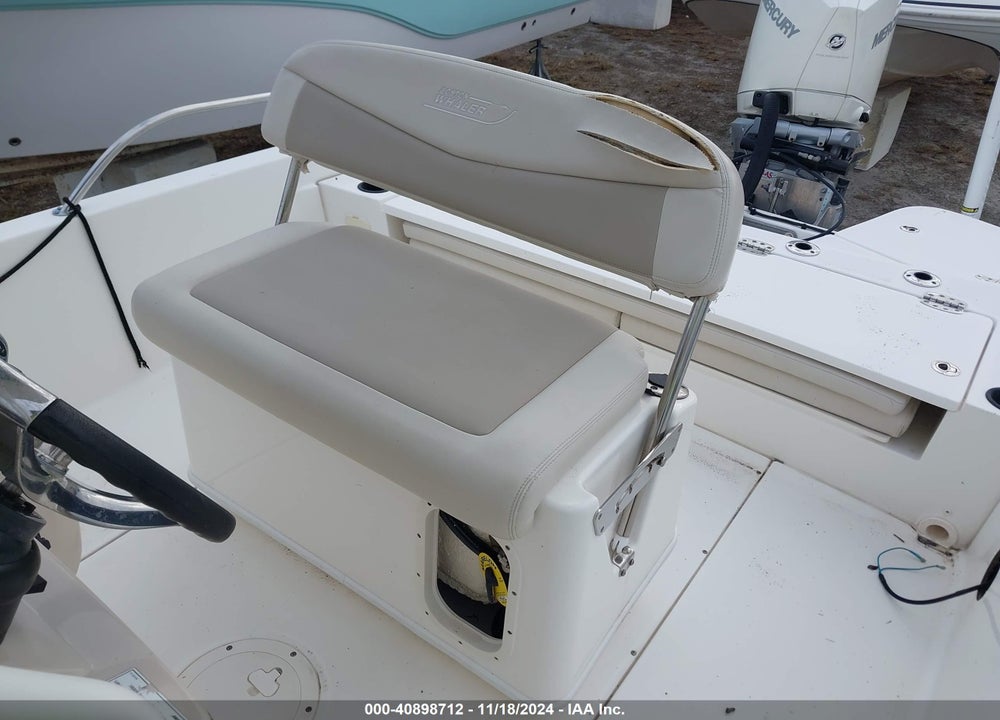 2020 BOSTON WHALER OTHER VIN: BWCE1508A020