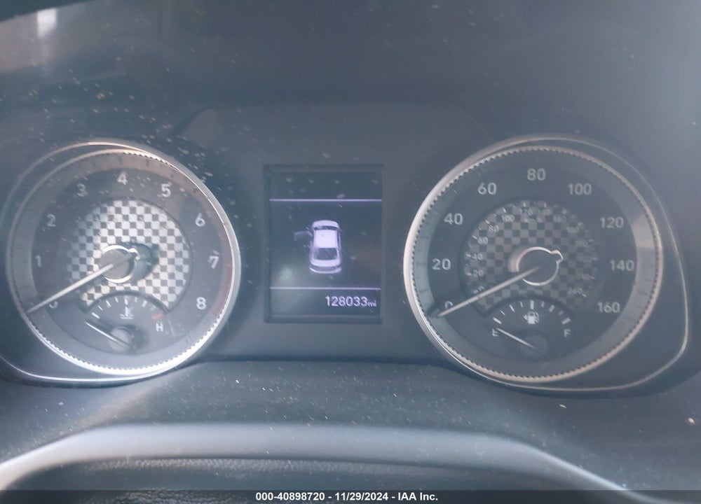 2020 HYUNDAI ELANTRA SE VIN: 5NPD74LF4LH527616