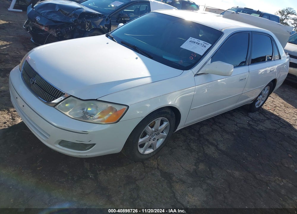 2000 TOYOTA AVALON XLS VIN: 4T1BF28B4YU054569