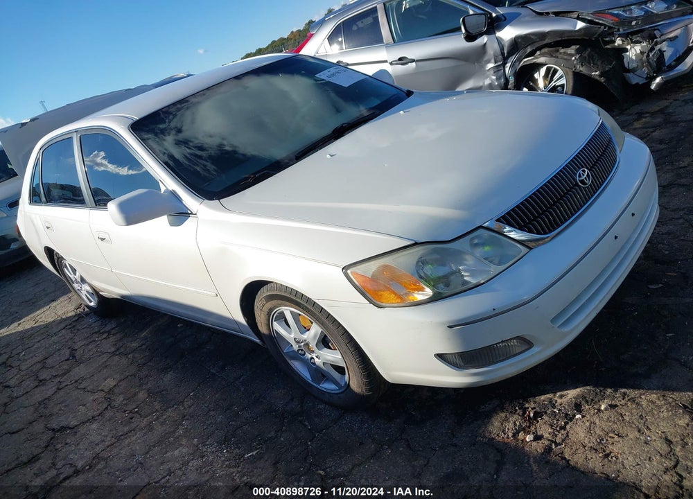 2000 TOYOTA AVALON XLS VIN: 4T1BF28B4YU054569