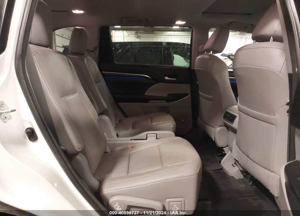 2016 TOYOTA HIGHLANDER LIMITED V6 VIN: 5TDDKRFHXGS255565