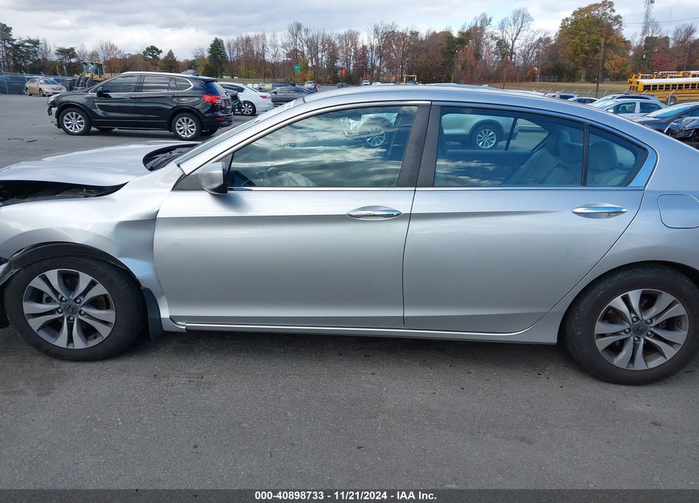 2015 HONDA ACCORD LX VIN: 1HGCR2F33FA010011