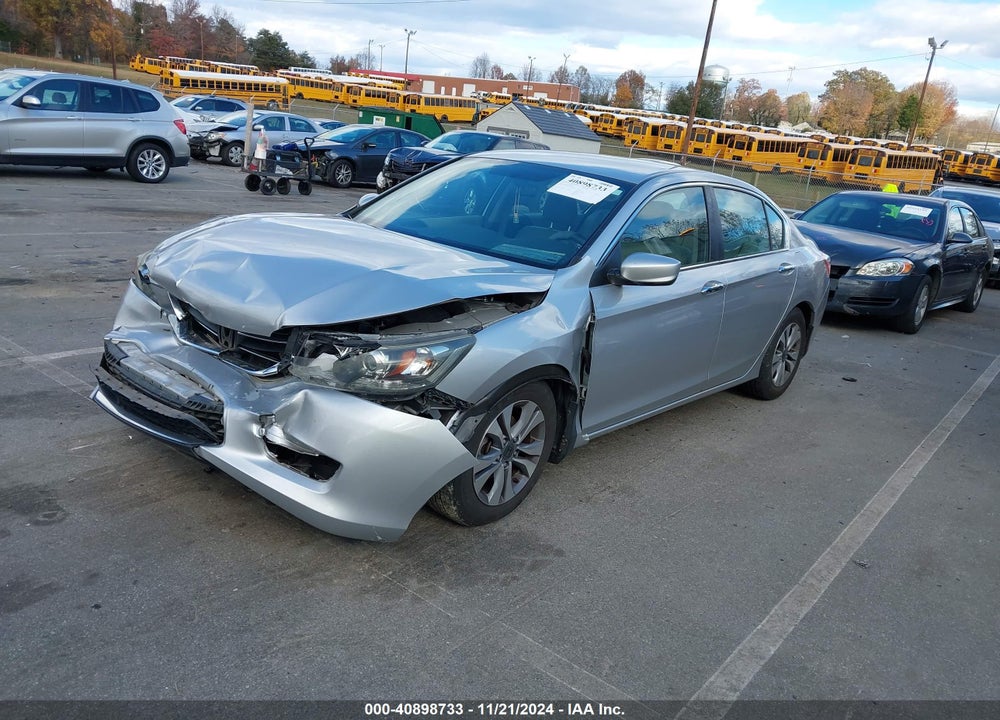 2015 HONDA ACCORD LX VIN: 1HGCR2F33FA010011