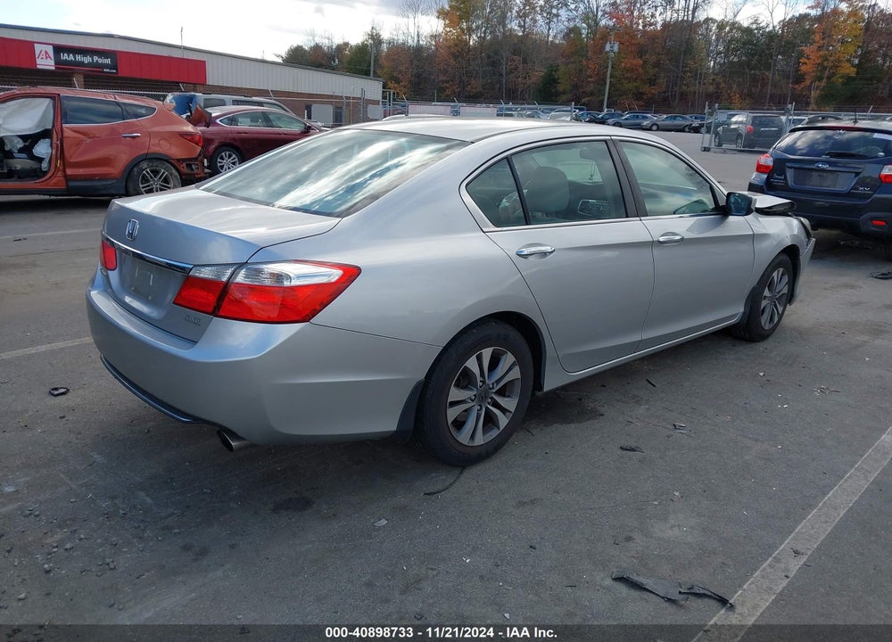 2015 HONDA ACCORD LX VIN: 1HGCR2F33FA010011