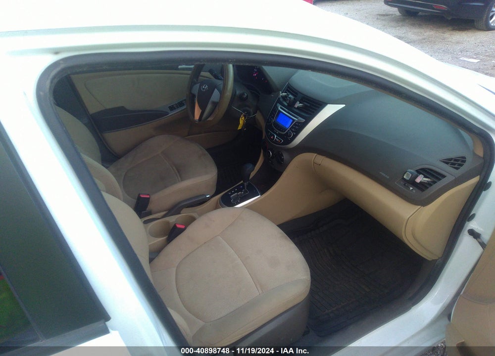 2013 HYUNDAI ACCENT GLS VIN: KMHCT4AE7DU421469