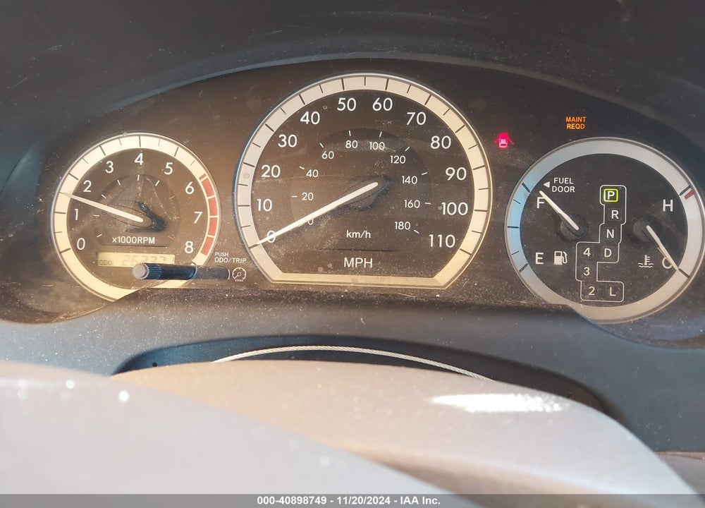 2004 TOYOTA SIENNA LE VIN: 5TDZA23C74S166024