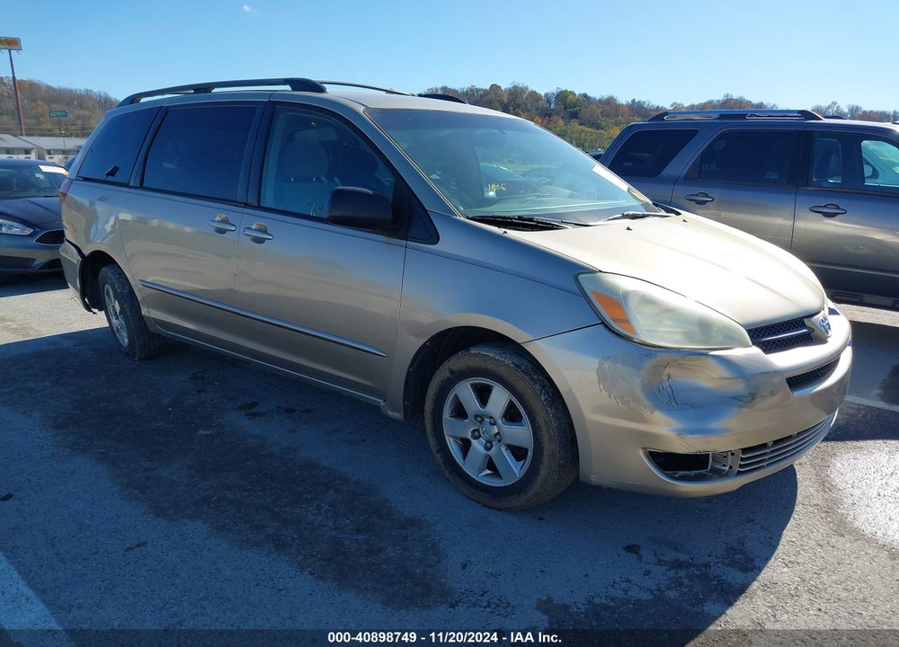 2004 TOYOTA SIENNA LE VIN: 5TDZA23C74S166024