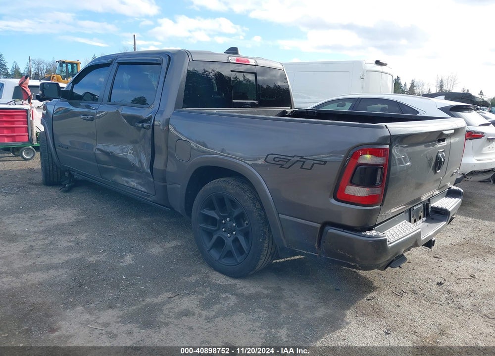2022 RAM 1500 LAIE  4X4 5'7 BOX VIN: 1C6SRFJT1NN171061