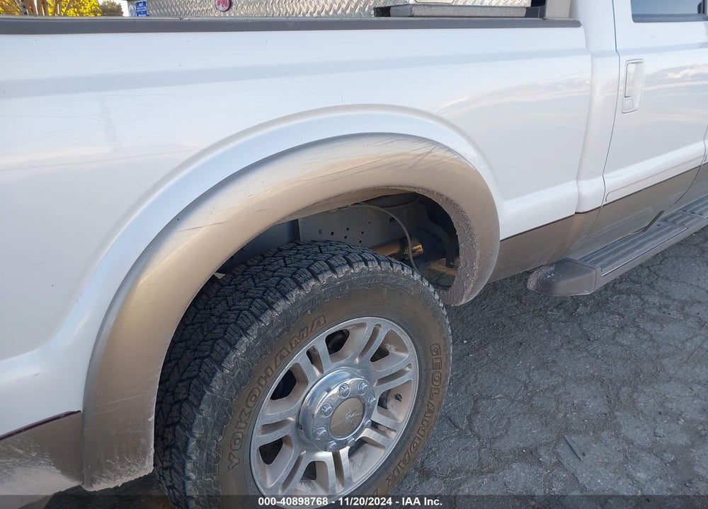 2013 FORD F-250 VIN: 1FT7W2BT2DEA59883