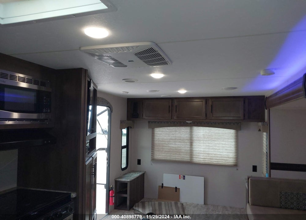 2018 FABRIQUE CONNECT VIN: 4EZTL2620J8081687