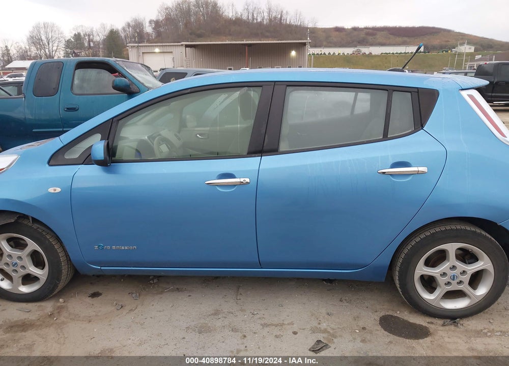 2012 NISSAN LEAF SL VIN: JN1AZ0CP5CT019507