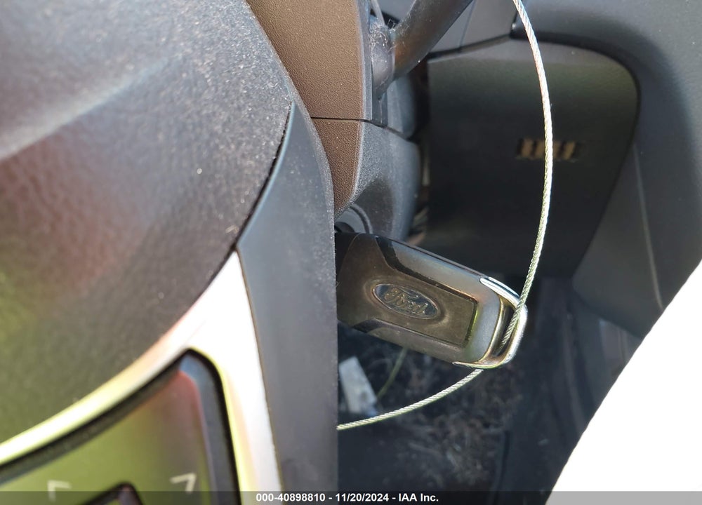 2014 FORD FUSION SE VIN: 1FA6P0H72E5373581