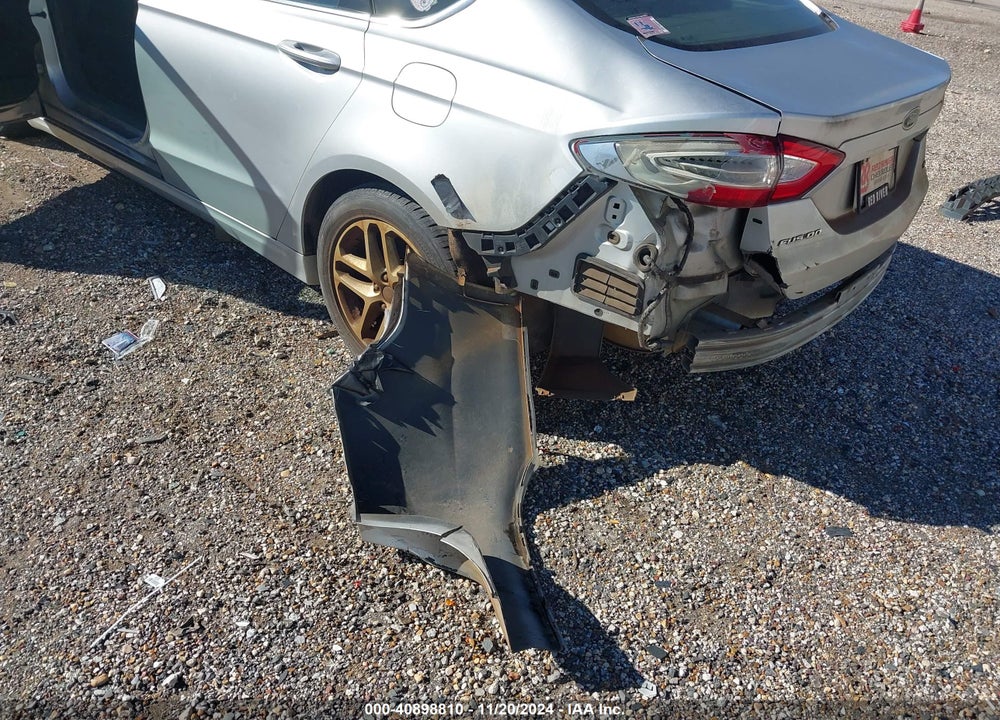 2014 FORD FUSION SE VIN: 1FA6P0H72E5373581