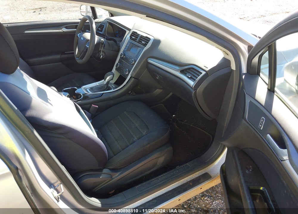2014 FORD FUSION SE VIN: 1FA6P0H72E5373581
