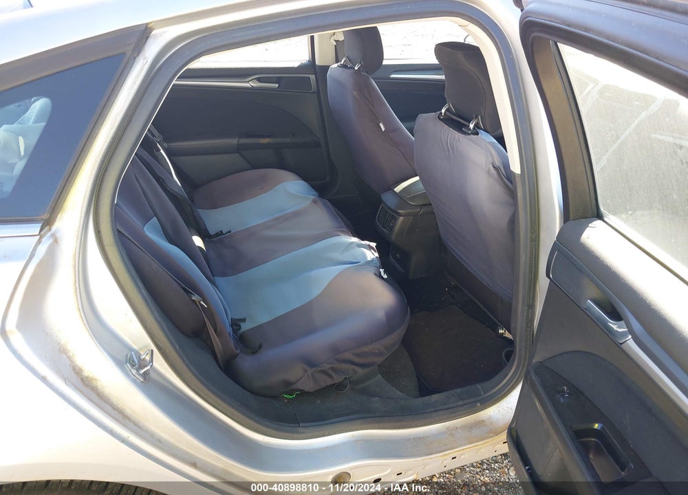 2014 FORD FUSION SE VIN: 1FA6P0H72E5373581