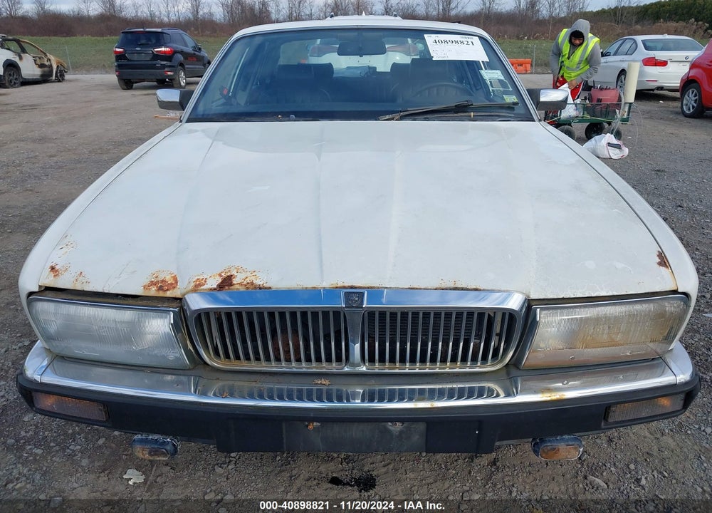 1990 JAGUAR XJ6 SOVEREIGN VIN: SAJHY1745LC615528