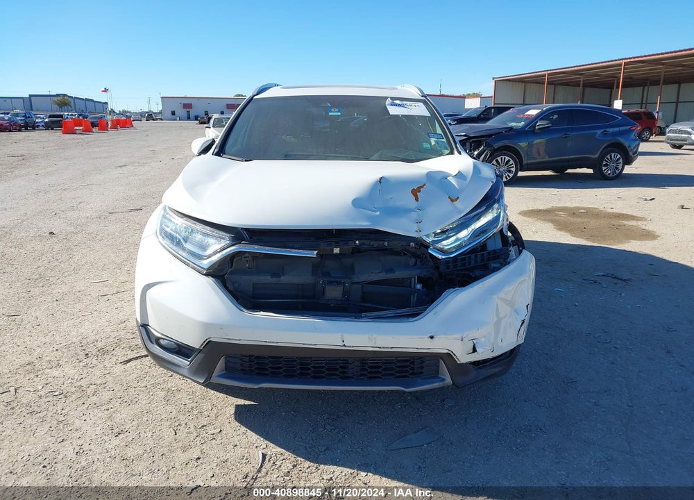2018 HONDA CR-V TOURING VIN: 2HKRW2H96JH655739