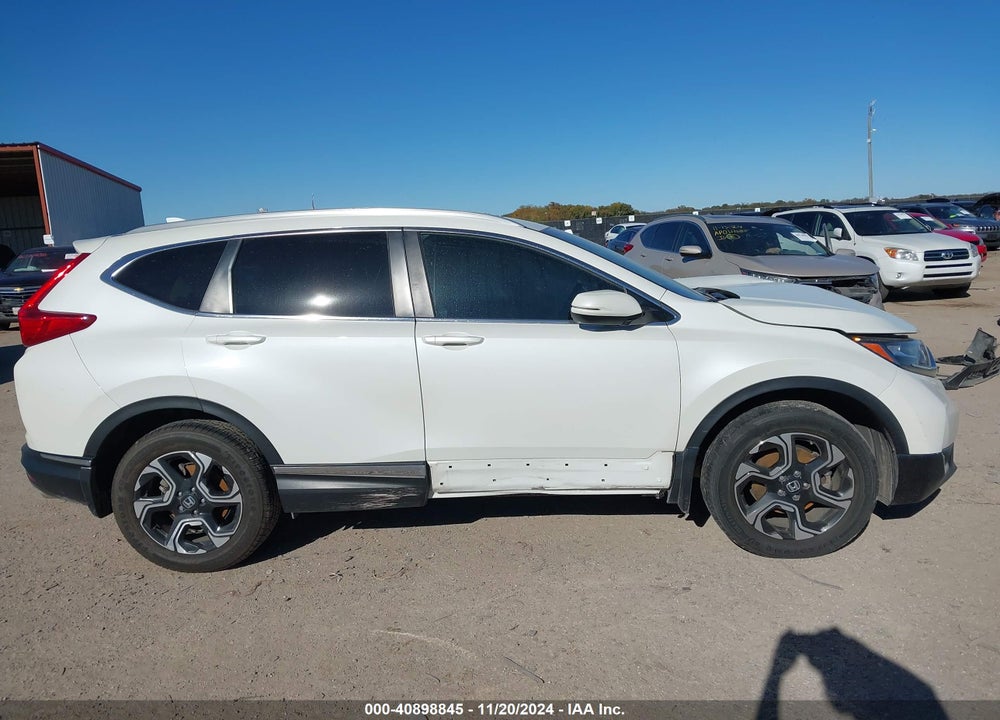 2018 HONDA CR-V TOURING VIN: 2HKRW2H96JH655739