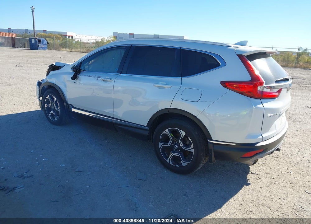 2018 HONDA CR-V TOURING VIN: 2HKRW2H96JH655739