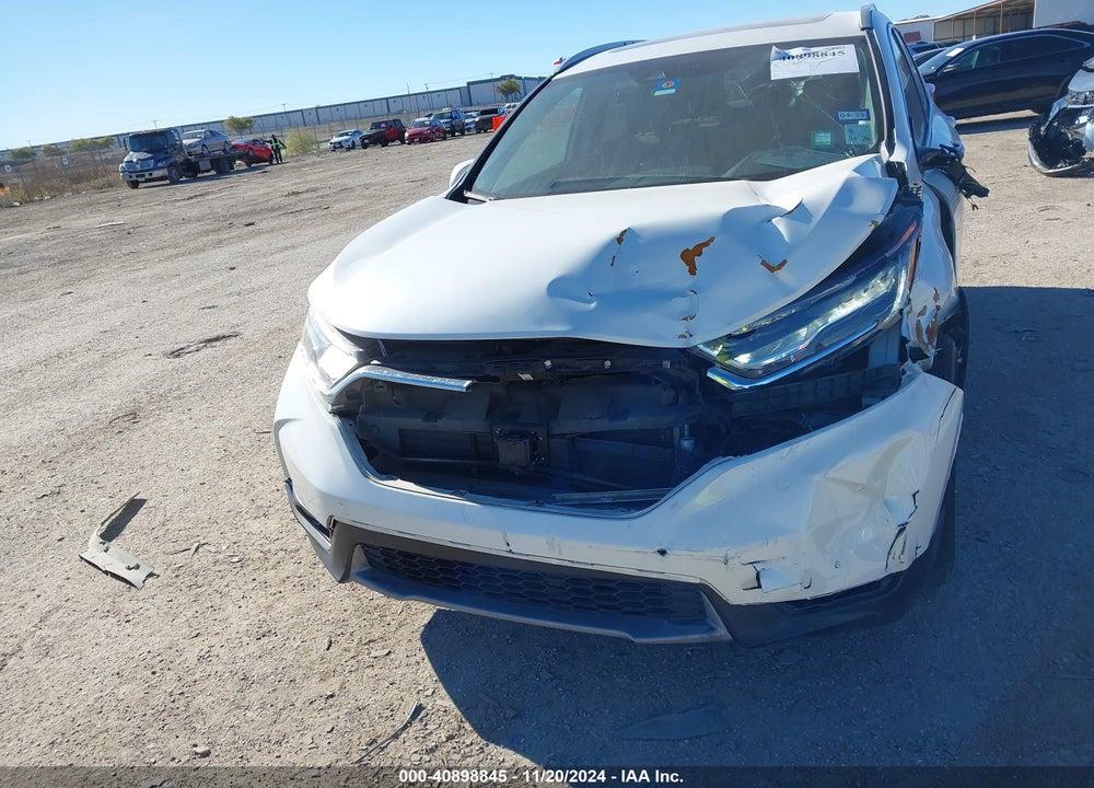 2018 HONDA CR-V TOURING VIN: 2HKRW2H96JH655739