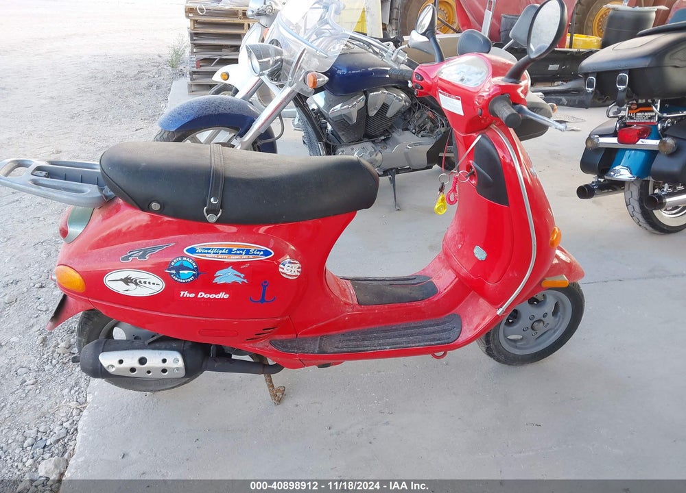 2003 VESPA C161C VIN: ZAPC16C1635005954